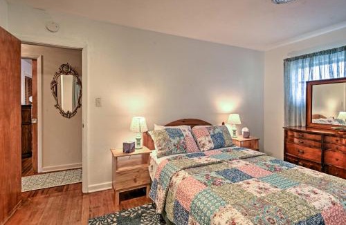 Lake Wales House | Historic Lakefront Gem ~ 6 Mi to Bok Tower Gardens
