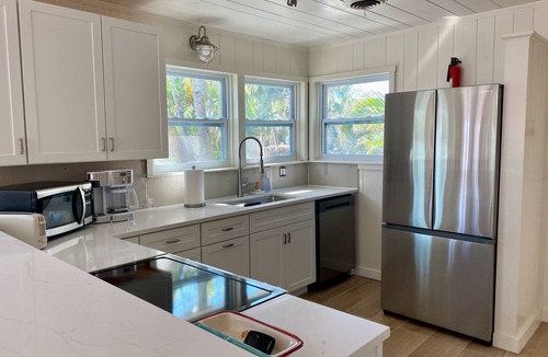 Longbeach Village Cottage | Historic Longbeach Village Cottage - Private Home