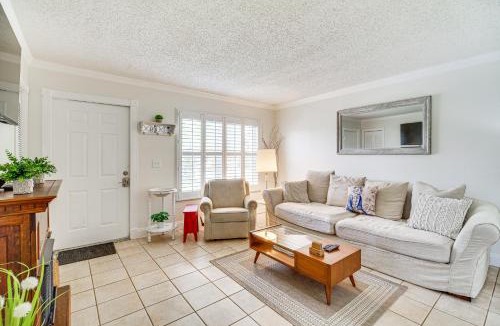 Hobe Sound Villa | Hobe Sound Villa w/Screened Porch: 4 Mi to Beach