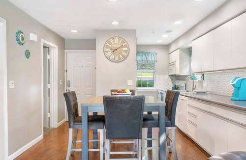Branson Condo | Holiday Hills Getaway | Branson | Golf Resort | Outdoor pools