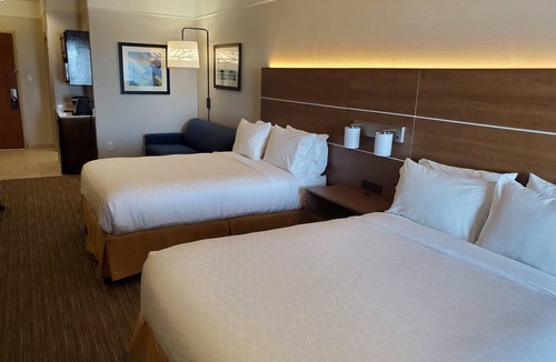 Galveston Hotel | Holiday Inn Express & Suites Galveston West-Seawall