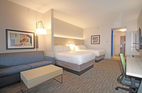 Ocala Hotel | Holiday Inn Express & Suites Ocala by IHG
