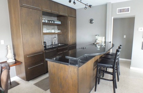 East Fort Lauderdale Hotel | Holiday Isle Yacht Club