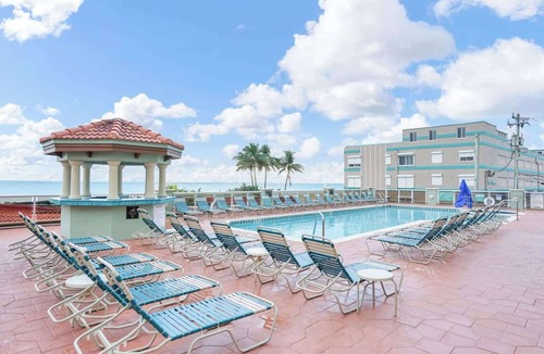 Hollywood Apartment | Hollywood Beach Tower - Hotel Room