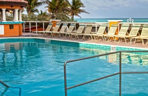 Hollywood Apartment | Hollywood Beach Tower - Hotel Room