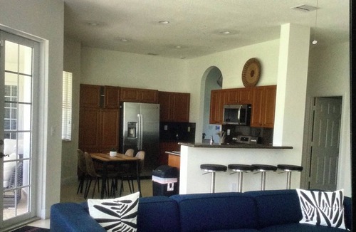 Goulds House | Home in Miami. 4 beds 2.5 baths Spacious and comfortable, in a very quiet area.