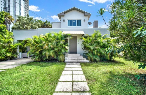 The Roads House | Home LifeStyle Miami Downtown and Miami Beach