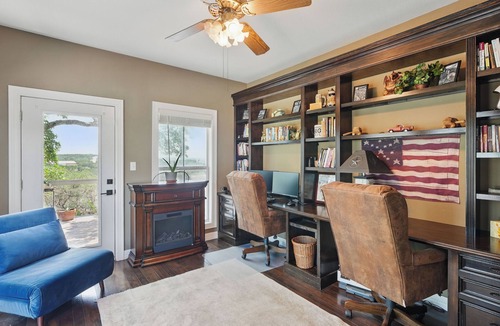 New Braunfels House | Home on 6 Acres with Pool+Hot Tub Atop Hill Country