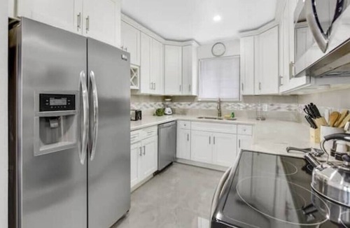 Harbor Village House | Home w/pool by PMI unit 2600