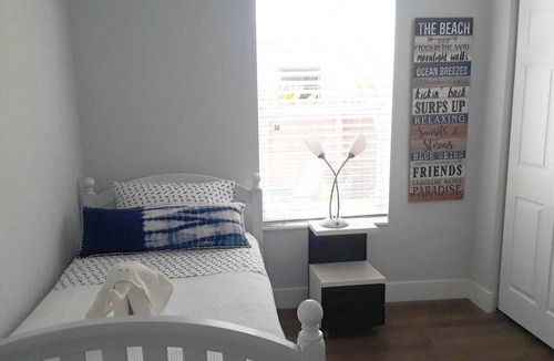 Highland Garden House | Homely & relaxing 4br/3ba house w/heated private pool for up to 8pp