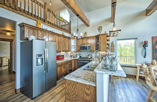 Cripple Creek House | Hot Tub & Mtn View! Cripple Creek Retreat