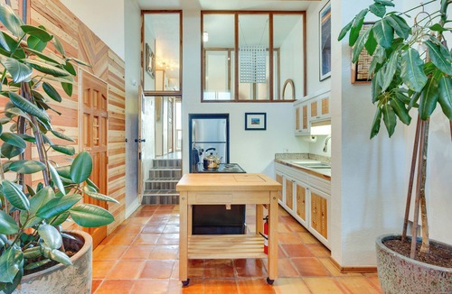 El Prado Apartment | Hot Tub, Sunset Views! Couples Escape in El Prado