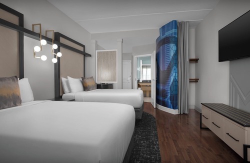 Southside Hotel | Hotel Indigo Jacksonville-Deerwood Park by IHG