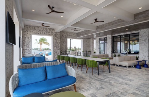 Panama City Hotel | Hotel Indigo Panama City Marina by IHG