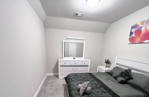 Irving House | House with a Theater, Game Room and Fireplace!