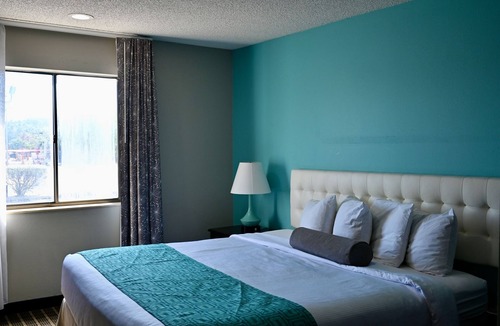 New Braunfels Hotel | Howard Johnson by Wyndham New Braunfels