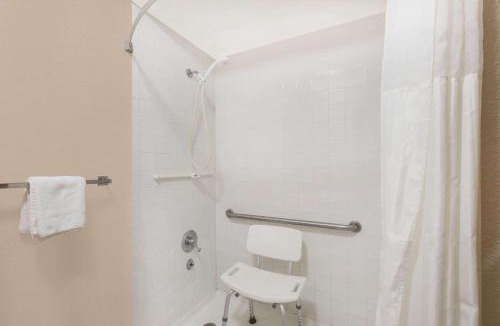 University Park Hotel | Howdy Hotel