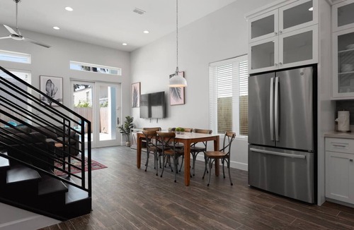 South Padre Island House | HUGE South Padre Retreat | 8BR | 2 Pools | Near Beach