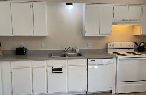 Trinidad Apartment | Huge Unit in Scenic Valley - Sleeps 8!