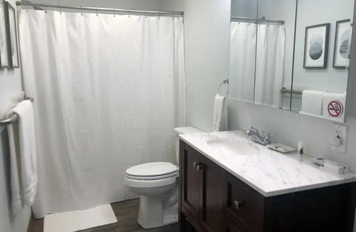 Ponce De Leon Bed & Breakfast | Hummingbird Suite - Your Relaxing Ozark Getaway
