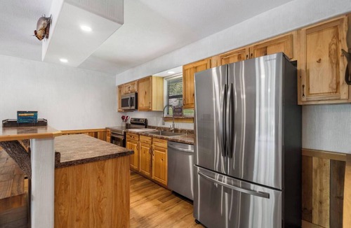 Branson Condo | Huntin', Fishin' & Lovin' Every Day - Lake Life!