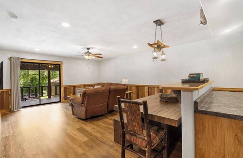 Branson Condo | Huntin', Fishin' & Lovin' Every Day - Lake Life!