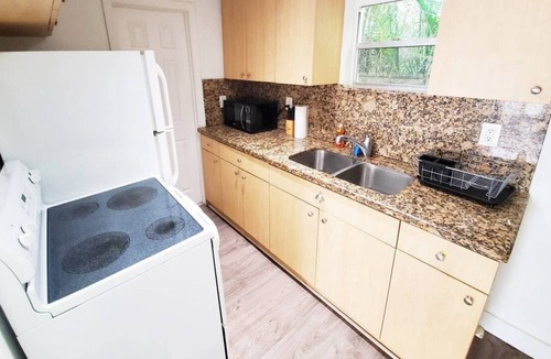Buena Vista Apartment | Ideal Space| Very Walkable Wynwood-Design District