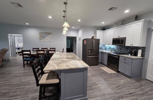 Port O Connor House | Impressive Barndominium With Five Bedrooms
