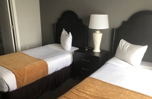 Florida Center Condo | International Drive - Two Bedroom 2 Bath Condo with Balcony
