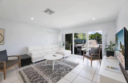 Coral Ridge Villa | Intracostal Beauty