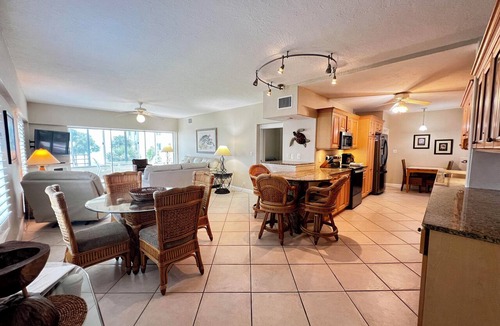 Siesta Key Apartment | Island House Beach Resort 13N