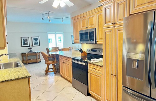 Siesta Key Apartment | Island House Beach Resort 13N