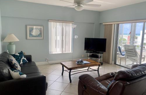 Siesta Key Apartment | Island House Beach Resort 16N