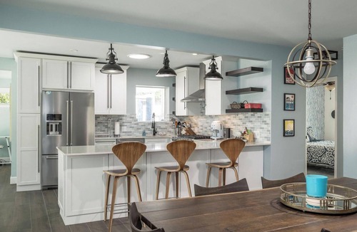 Midtown House | Island Time Escape - Charming Family Retreat
