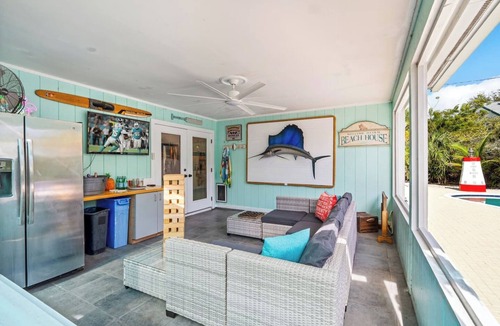 Delray Beach House | Its 5 O`clock Somewhere | Heated Pool & Firepit
