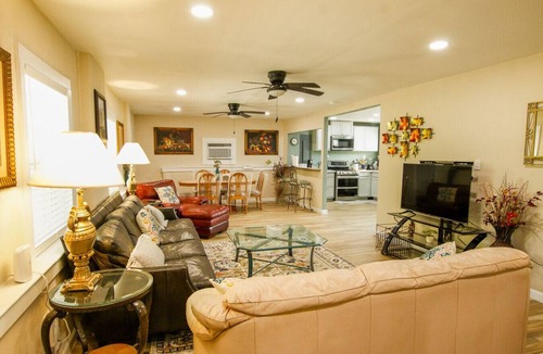 Jasper House | Jasper Sunshine Getaway