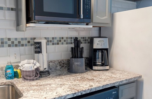 El Centro Beach Condo | July Dates Available! Quick Walk to Beach! Perfect for Families!