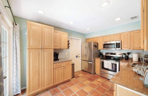 Jupiter Landing House | Jupiter Retreat with Private Pool By Dream Vacation