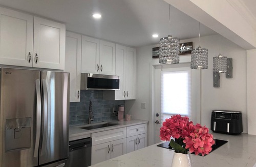 Coquina Sands Condo | Just renovated 1-1/2 condo directly across from Naples best beach!