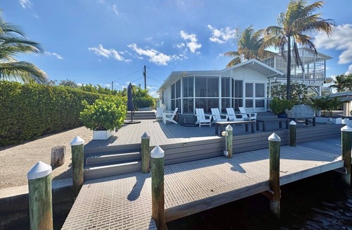 Sexton Cove Estates House | Key Largo Sunset - Bayside open water - Tropical inspired 3 bed/2 bath