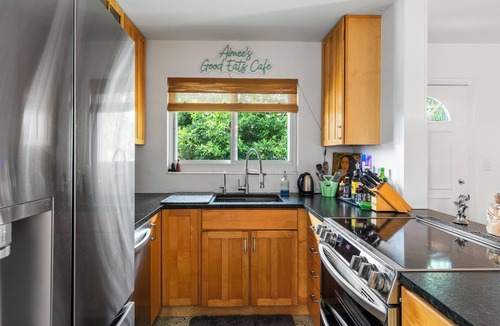 New Town House | Key West Lush Tropical Canal front Retreat 3BR Private Pool, Bring Boat & Pet