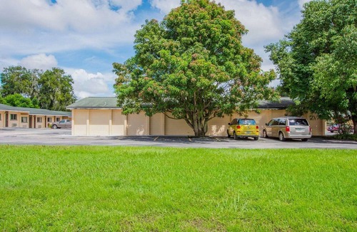 Bartow Apartment | King Bed|Non smoking