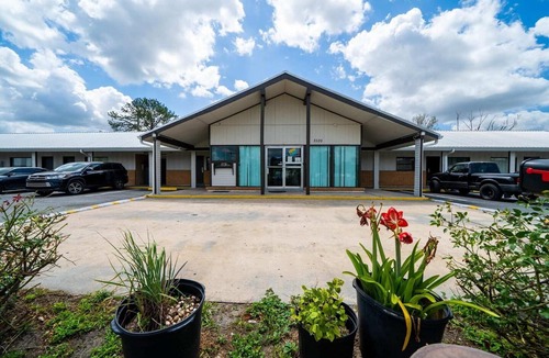 Ocala Apartment | King Bed Non-Smoking