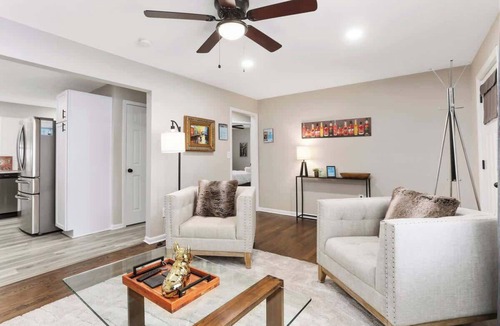 Lee's Summit House | King Beds Sleeps8 Arcade great location!