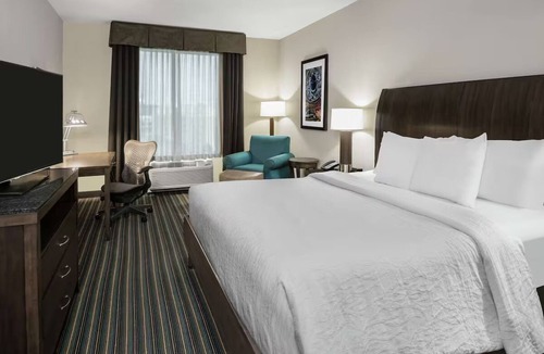 Far North Central Hotel | King Room Made for Restful Comfort - Your Weekend Adventure Awaits!