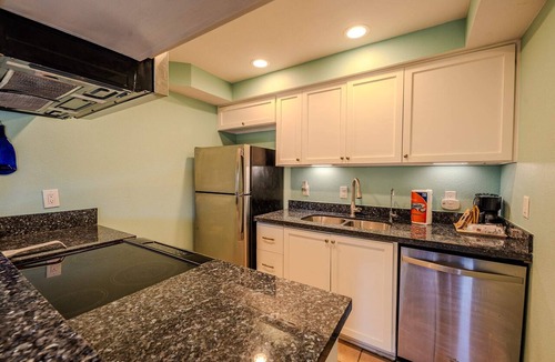 South Padre Island Apartment | Kingfishers Retreat