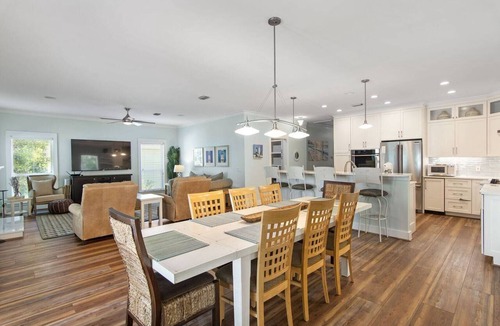 Crystal Beach House | Koko Palms Home with Pool, Carriage House & Cart