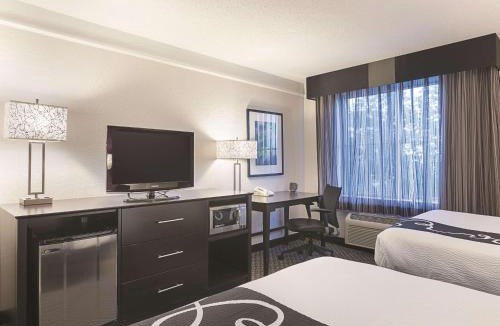 Survey Creek Hotel | La Quinta by Wyndham Fort Lauderdale Tamarac