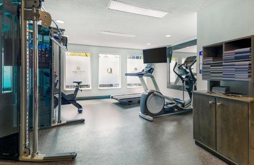Las Colinas Hotel | La Quinta by Wyndham Dallas - Las Colinas