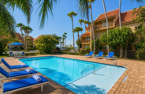 South Padre Island House | La Solana 115 Bayfront Retreat is waterfront